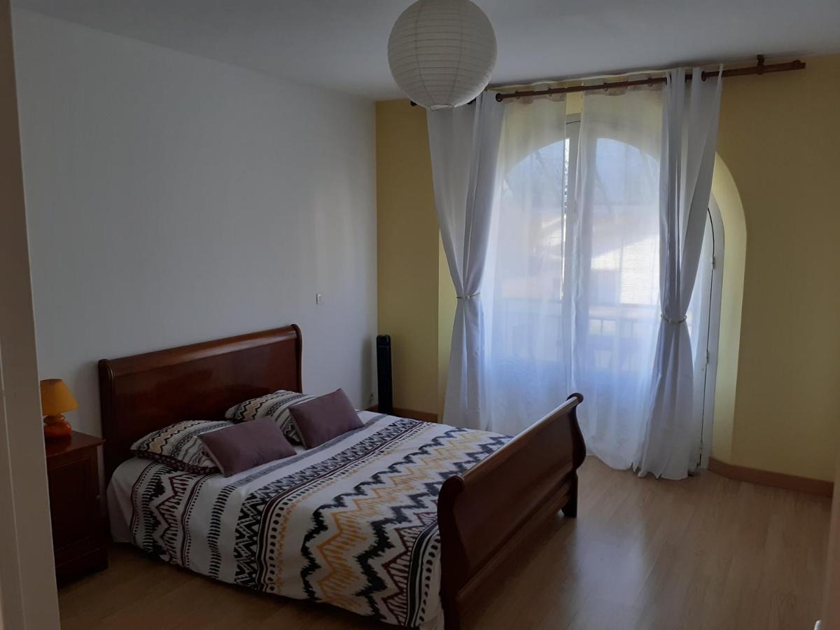 Appartement Spacieux Et Lumineux Oloron-Sainte-Marie Dış mekan fotoğraf
